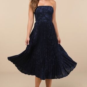 Lulus Perfectly Stunning Navy Jacquard Strapless Midi Dress Blue - Size S